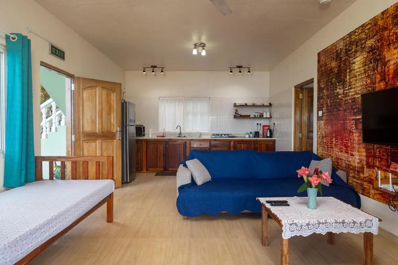 Top View Retreat Selfcatering Anse a La Mouche Apartment