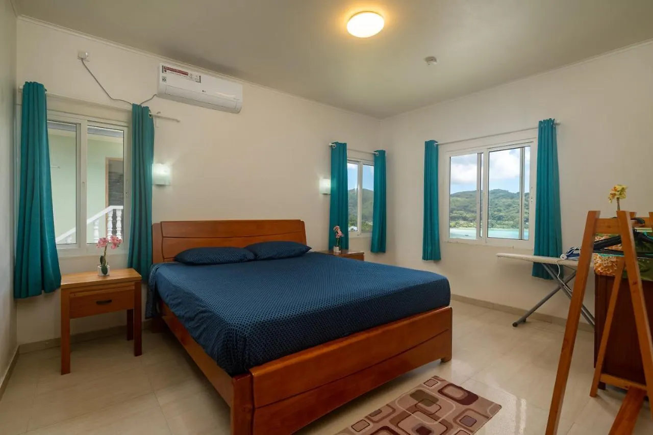 Top View Retreat Selfcatering Anse a La Mouche Apartment