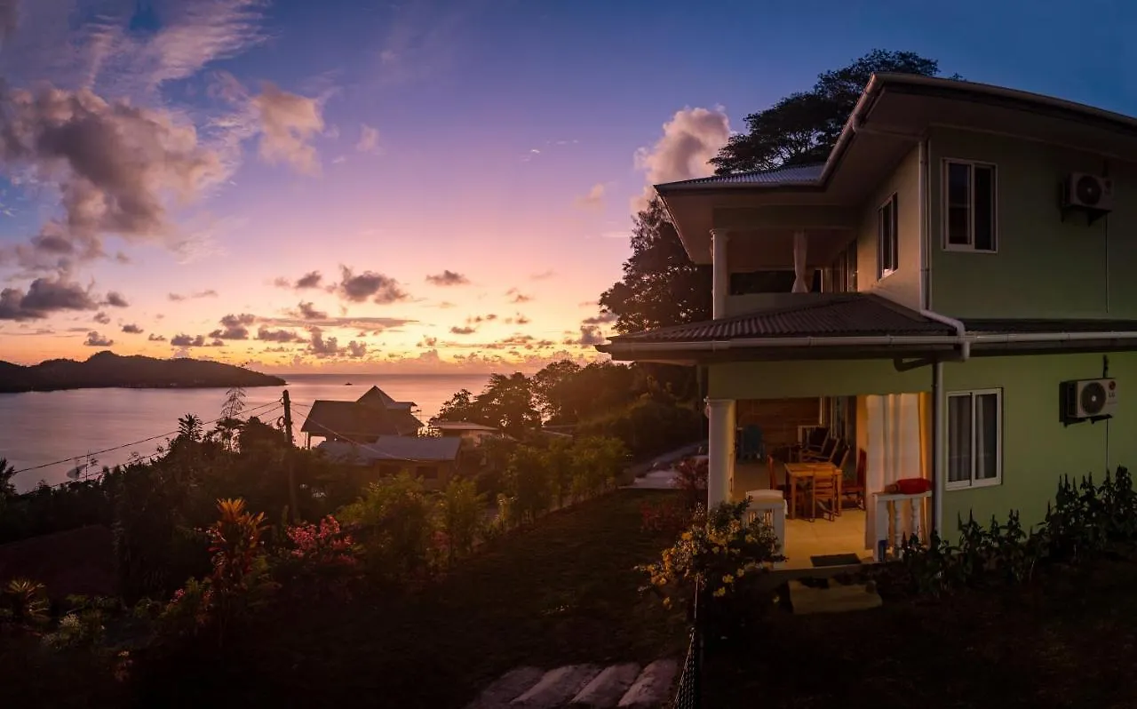 Top View Retreat Selfcatering Anse a La Mouche