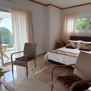  Apartment Le Chant De Merle Self -catering And