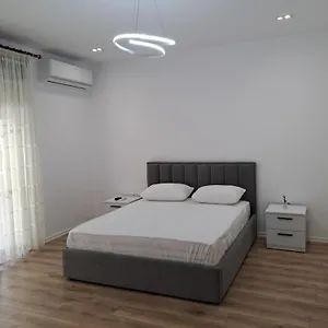 https://erdis-home-tirana.hotels-in-tirana.com